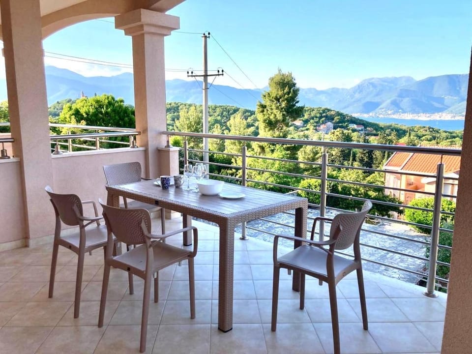 Apartments Amilija Apartment in Kotor Municipality