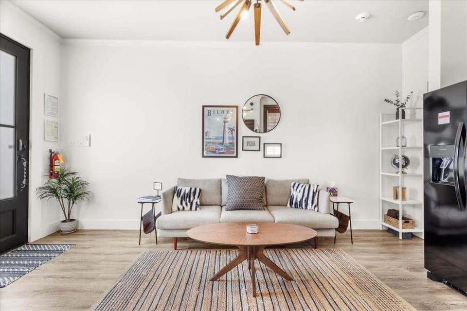 Living room, Decorative detail