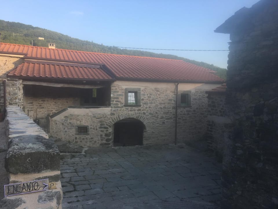 Area and facilities, Parking