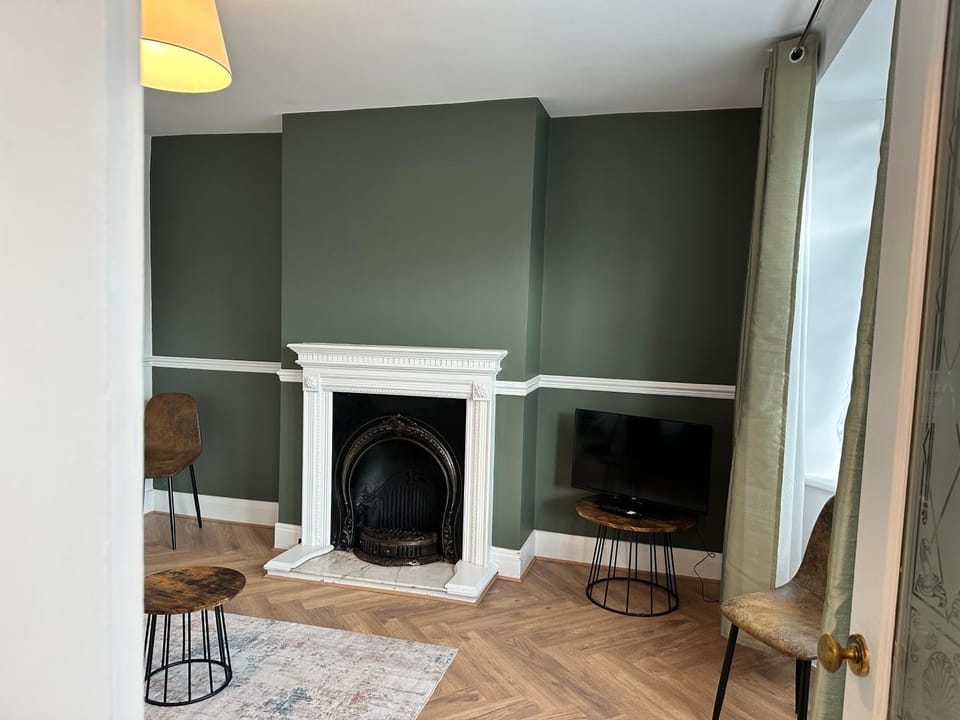 Rembrandt House Norton Three bedroom House House in England