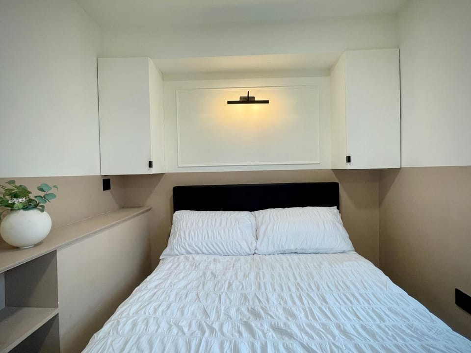 A4 HighTown Studio Apartment, Steps from Luton Train Station Apartment in Luton