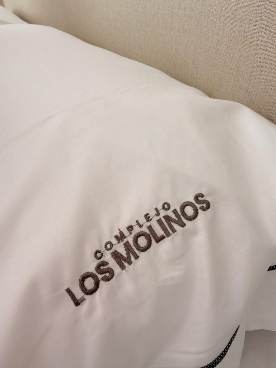 Bed, Logo/Certificate/Sign