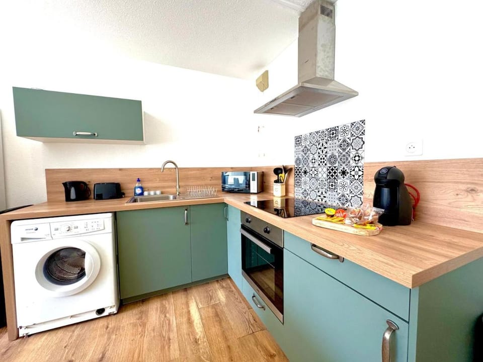 Petite Calédonie-Clim-Proche mer Apartment in La Grande-Motte