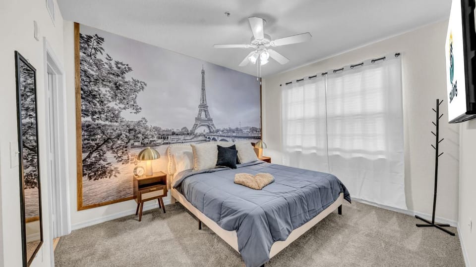 Modern 2BR2BA Pool Gym Near Airport #9 Apartment in Westchase