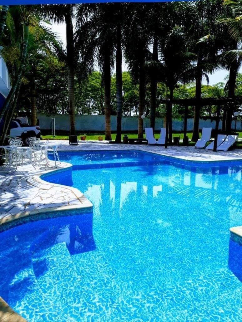 Área de lazer 3 suítes 50 ps House in Ribeirão Preto