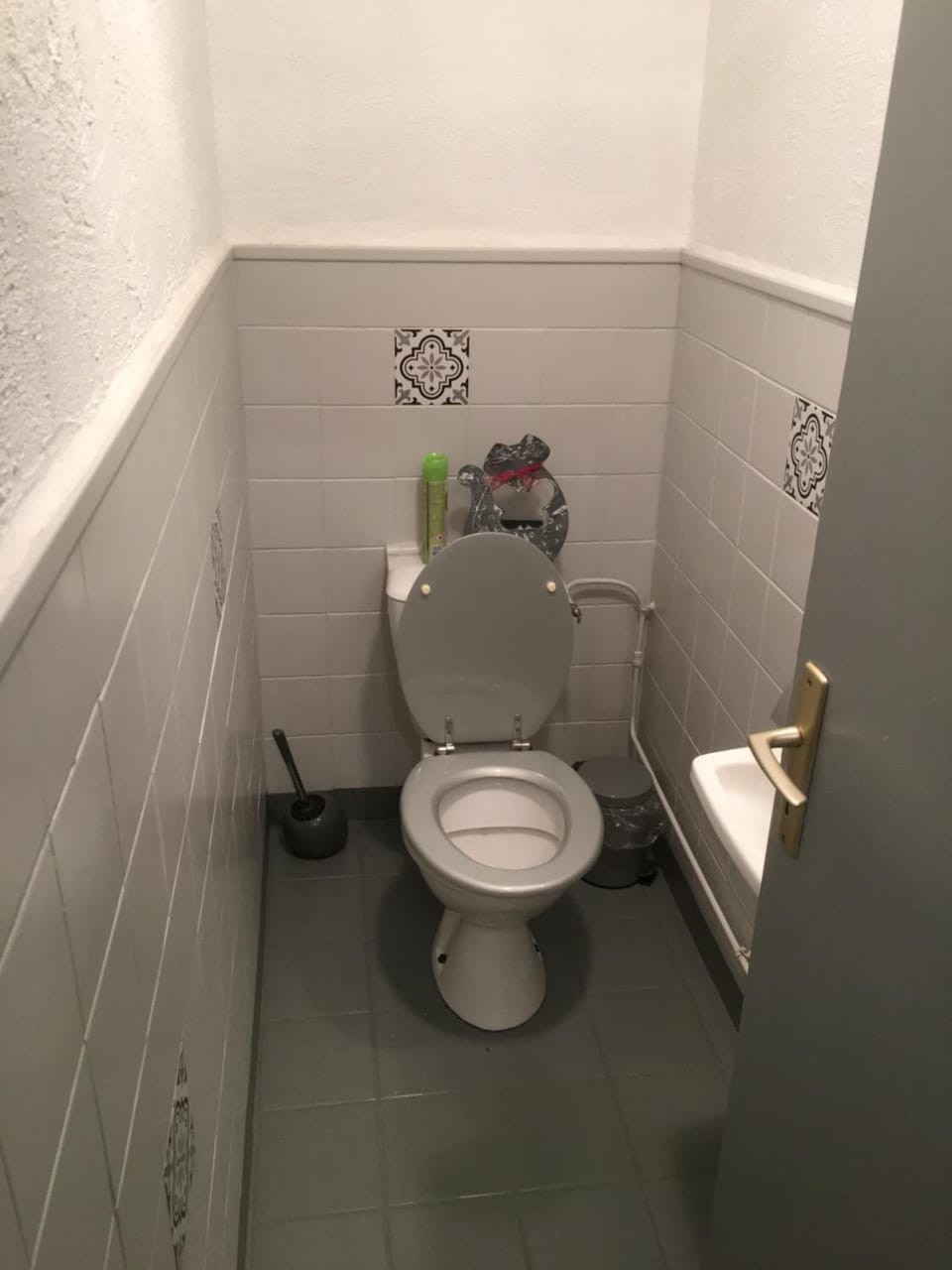 Toilet