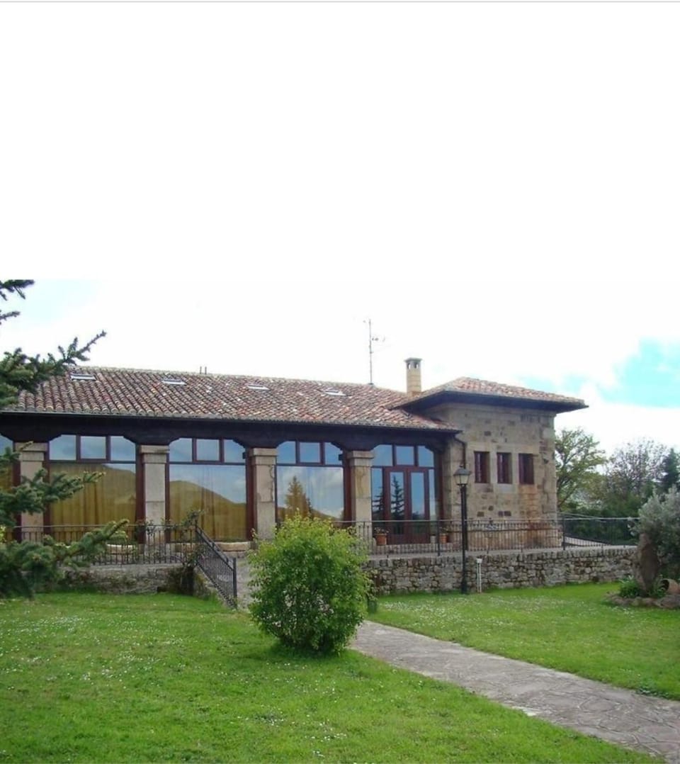 Posada los Carabeos Hotel in Cantabria