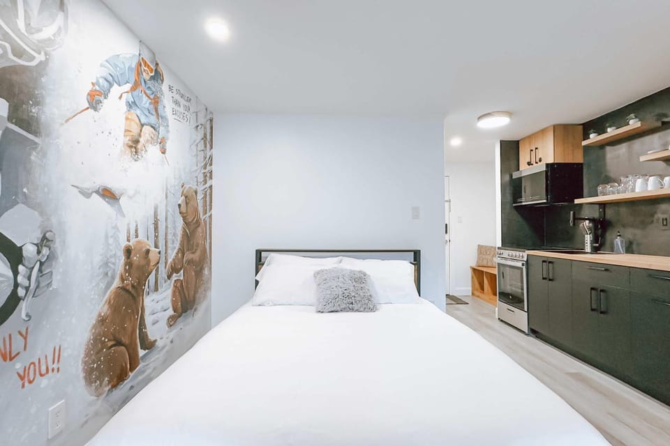 Bed, Photo of the whole room