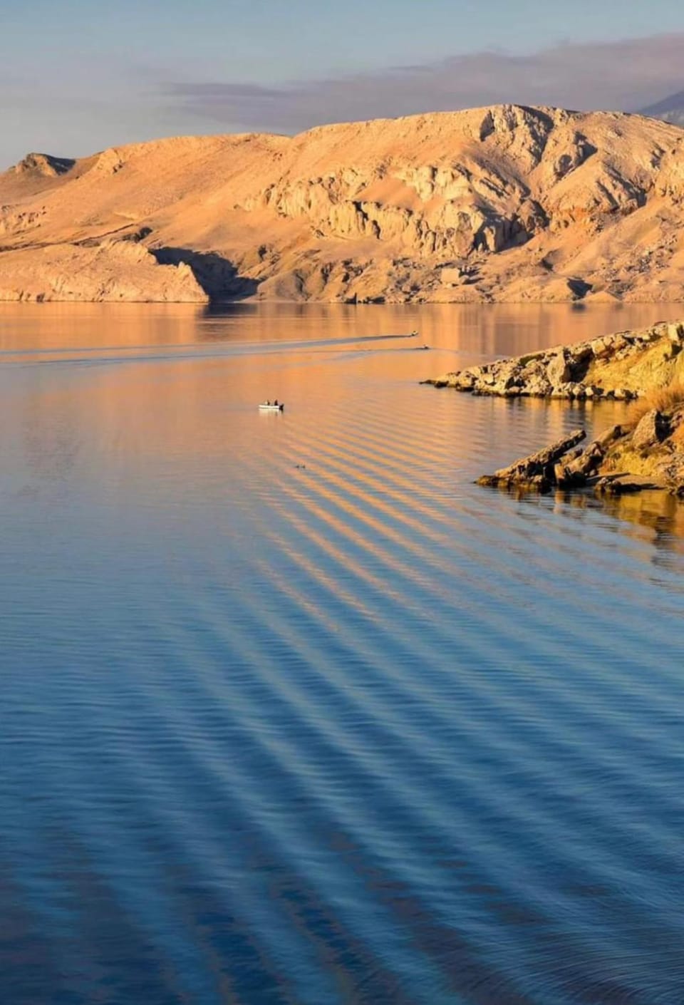 Nearby landmark, Natural landscape