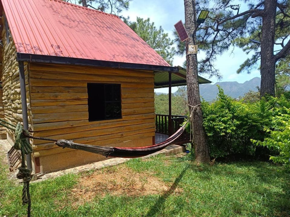 Cabaña Vista Pinares San Ignacio Chalatenango Nature lodge in El Salvador