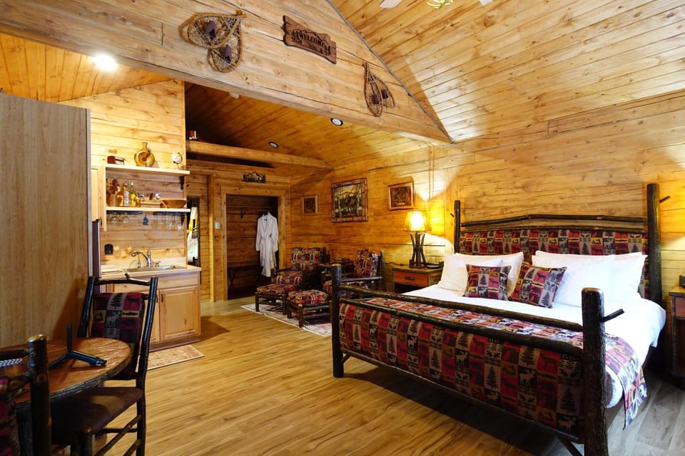 Living room, Photo of the whole room, Bedroom