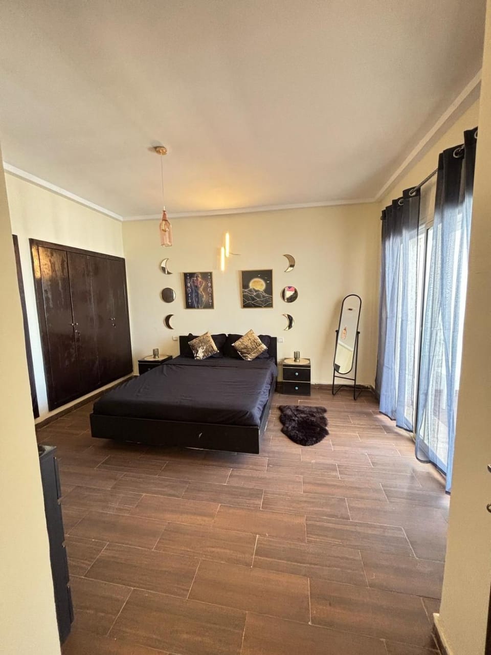 Apartment with pool view, 1 min to beach, private parking Apartment in Casablanca-Settat