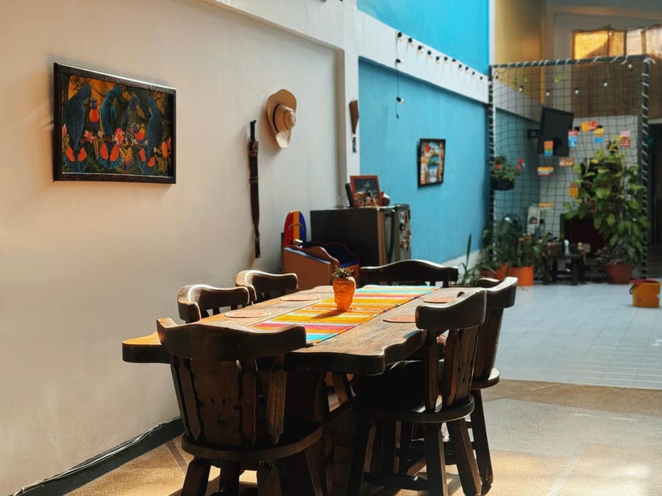 La Chiva Hostal Armenia Bed and Breakfast in Armenia