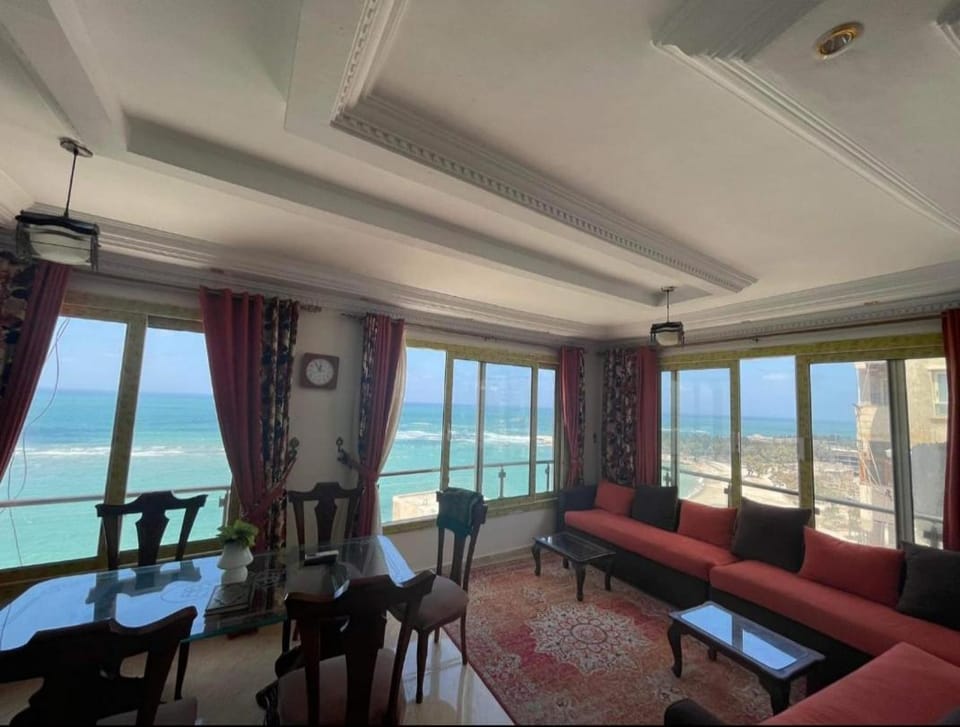شقه فندقيه Sea view بالاسكندريه Apartment in Alexandria