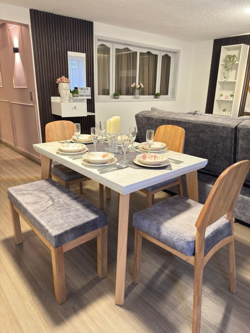 Living room, Dining area
