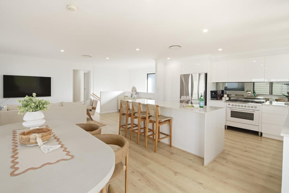 TV and multimedia, Dining area, kitchen