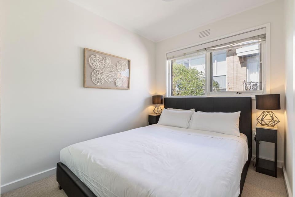 Other, Photo of the whole room, Bedroom