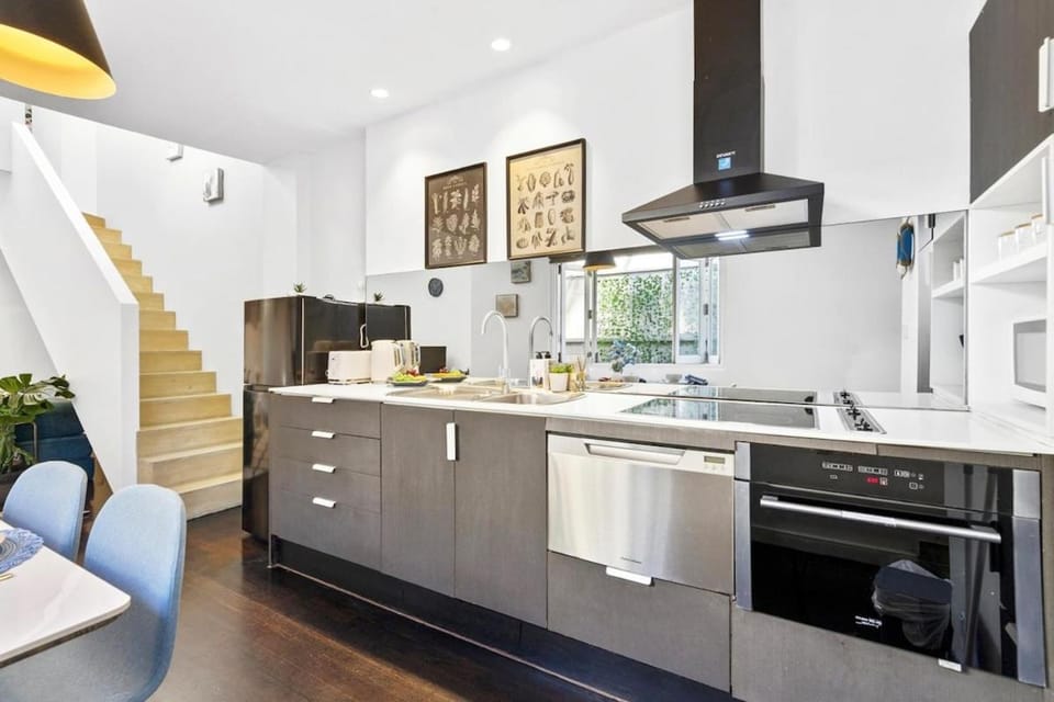 Cozy House near Darling Harbor House in Sydney