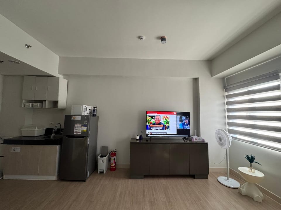 TV and multimedia, Kitchen or kitchenette
