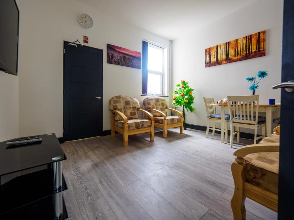 Chatham Lodge Double Room 3 Ensuite Bed and Breakfast in Stoke-on-Trent