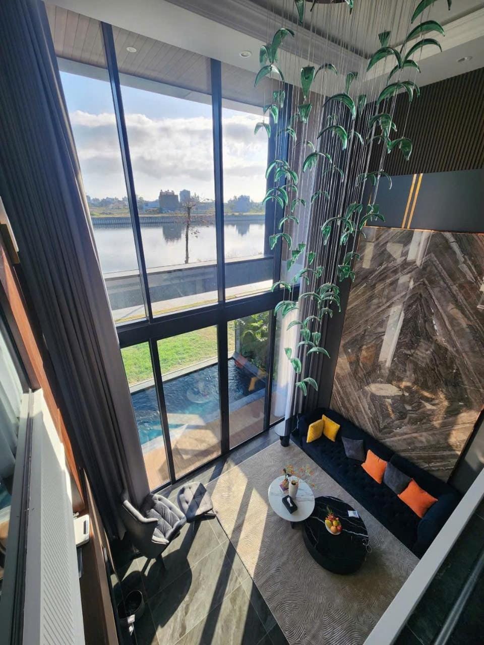 Natural landscape, Living room, River view, Swimming pool, sunbed