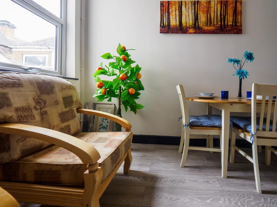 Chatham Lodge Double Room 4 Bed and Breakfast in Stoke-on-Trent