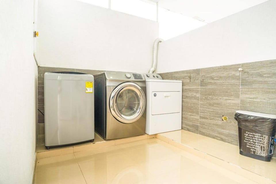 Lujoso apartamento en moderno edificio Apartment in Cali