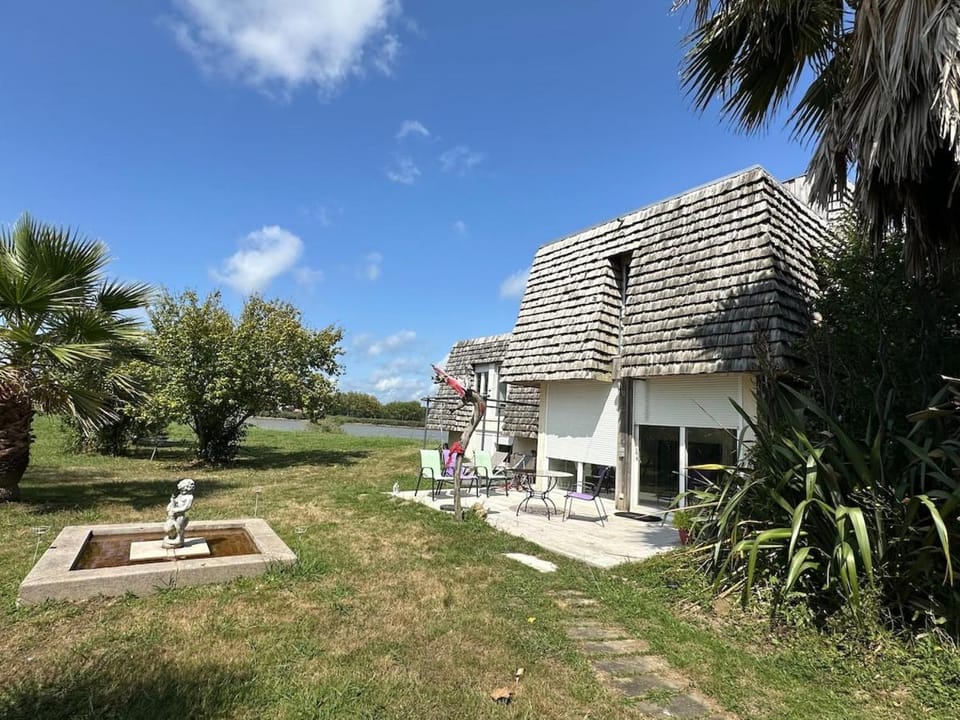 AU FIL DE l EAU Apartment in French Basque Country