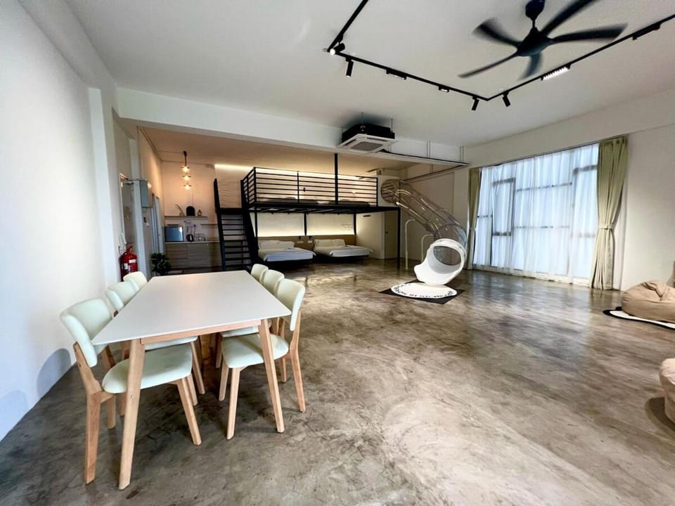 Photo of the whole room