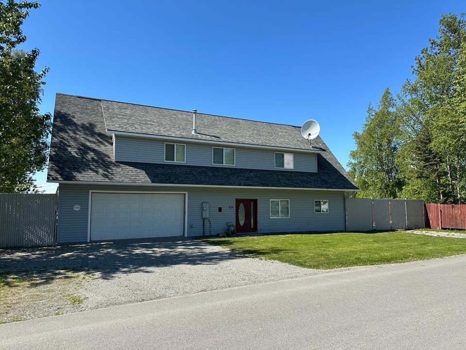 Property building, Day, Neighbourhood, Street view, internet