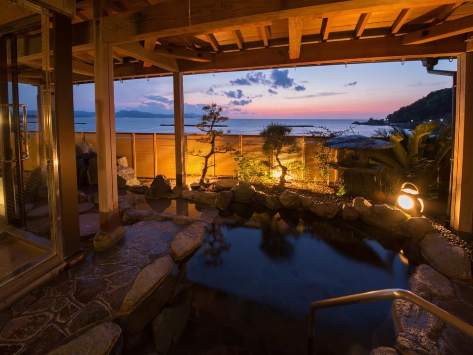 Hot Spring Bath, Open Air Bath