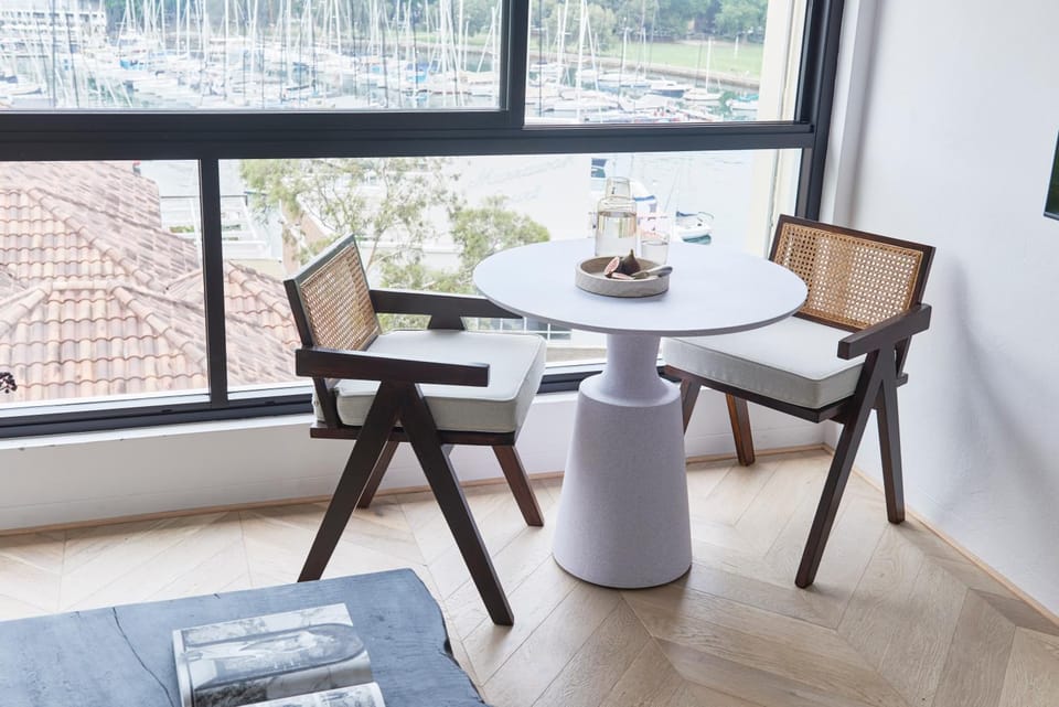 Seating area, Dining area