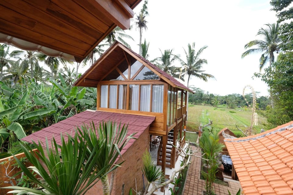 Property building, Natural landscape, Garden, View (from property/room), Balcony/Terrace