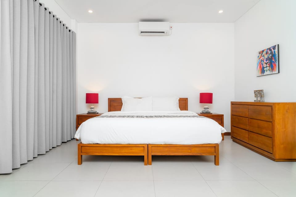 Bed, Bedroom, air conditioner