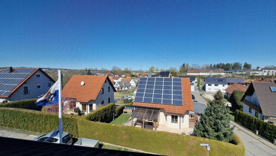 Neighbourhood, Natural landscape, Street view