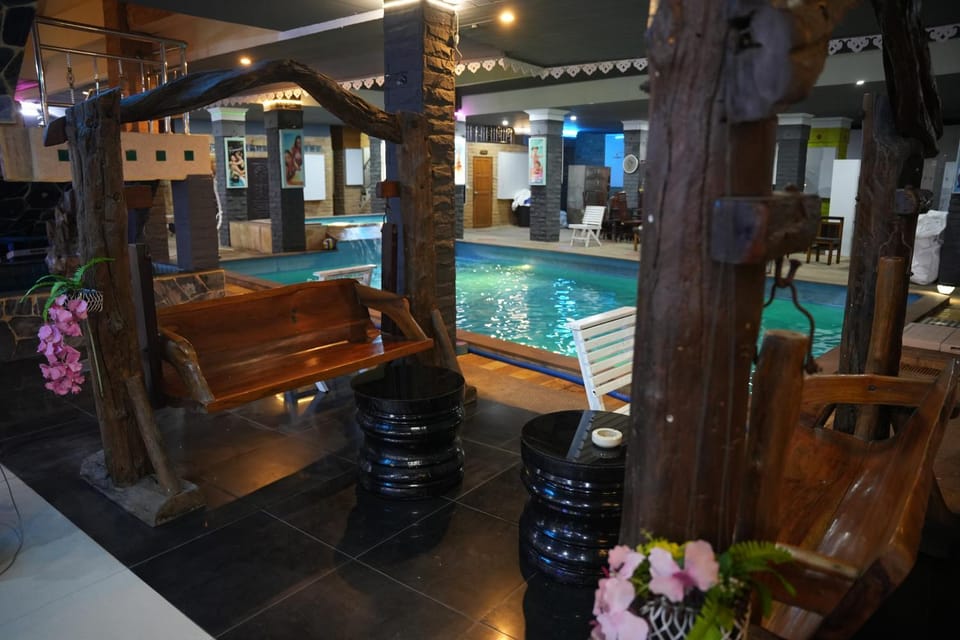 Pool view, Swimming pool