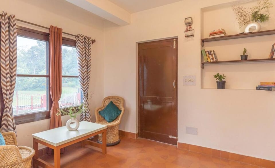 Indie apartments- Keri's Studio with Kitchen Apartment in Himachal Pradesh