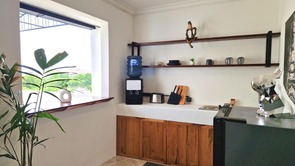 Coffee/tea facilities, Kitchen or kitchenette