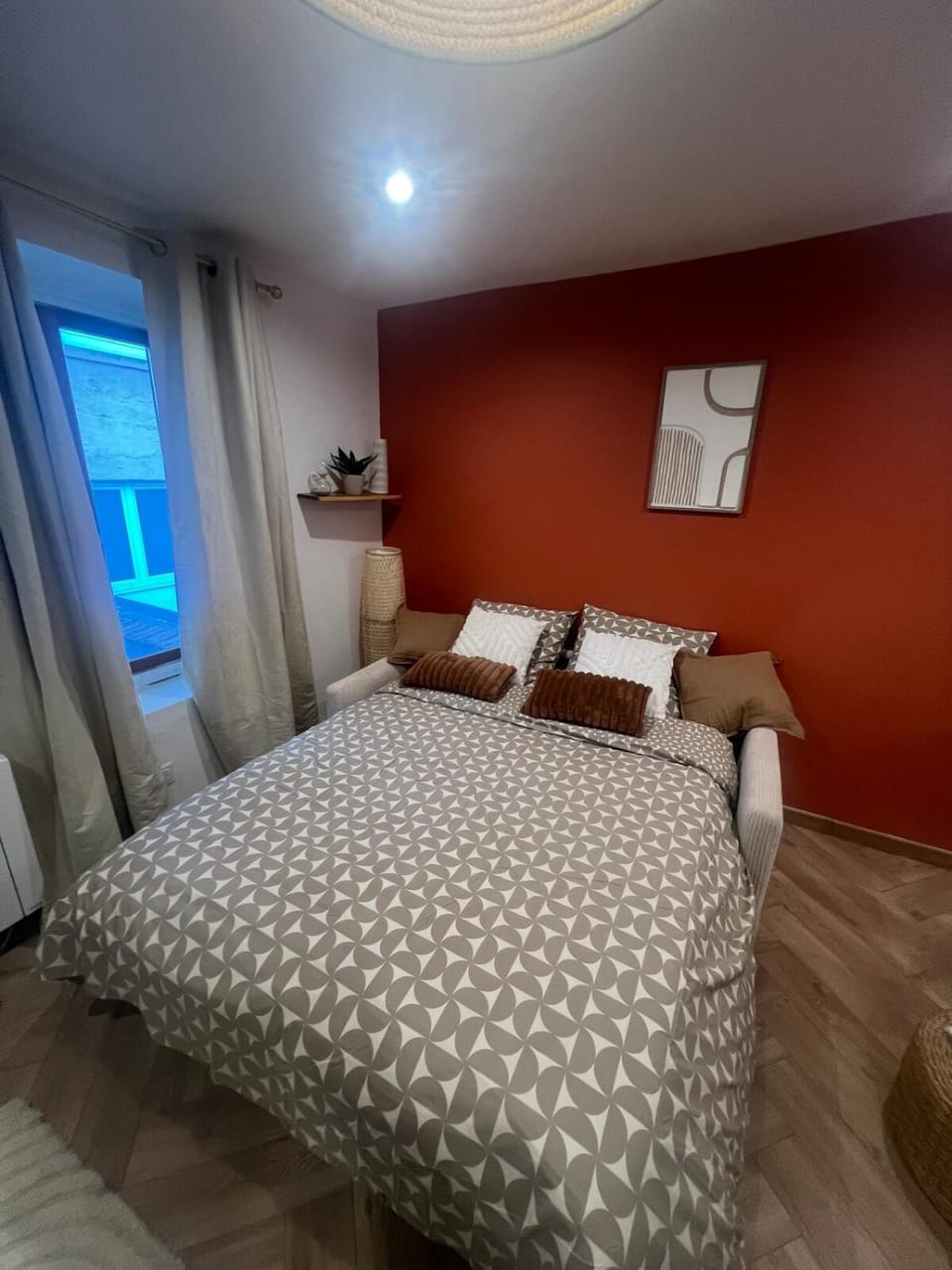 Croix Rousse Apartment in Lyon