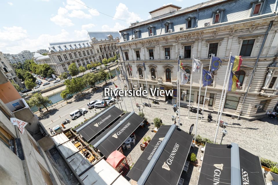 Neighbourhood, City view, Landmark view, Street view, Location