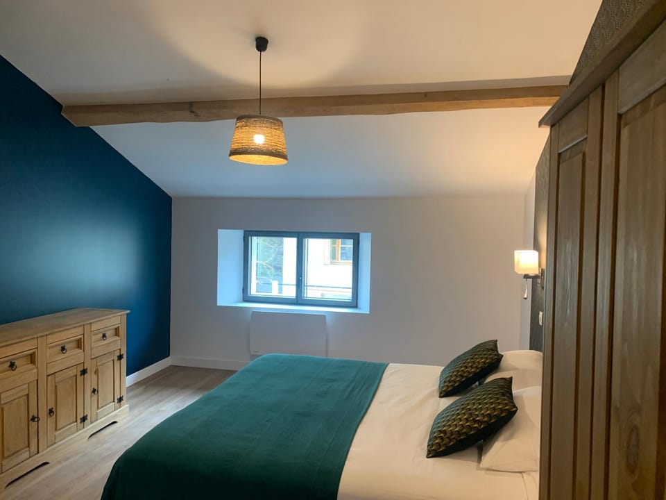MAISON D' HÔTES L'Écurie de Luzerand Bed and Breakfast in Provence