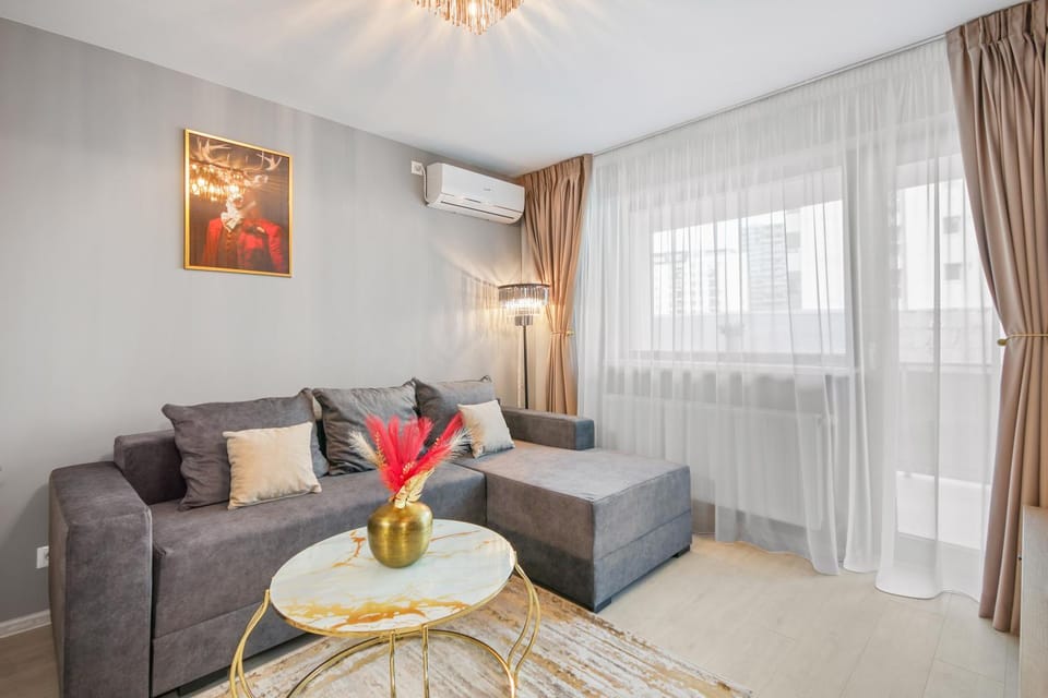 Living room, Seating area, air conditioner