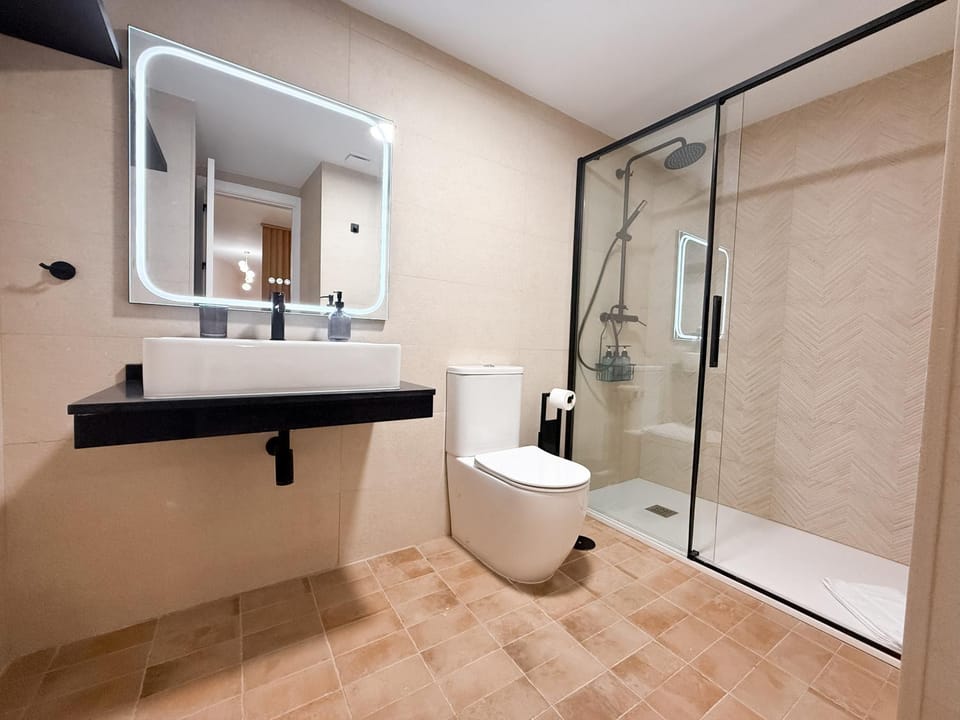 Shower, Bathroom