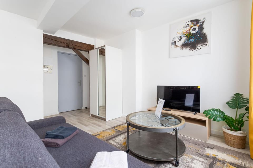 Communal lounge/ TV room, TV and multimedia
