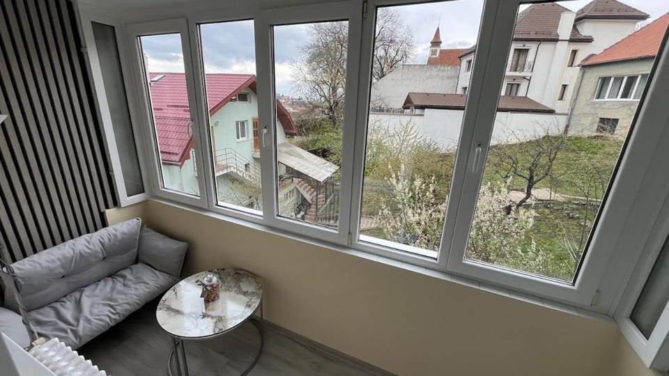 Natural landscape, View (from property/room), Balcony/Terrace, Seating area
