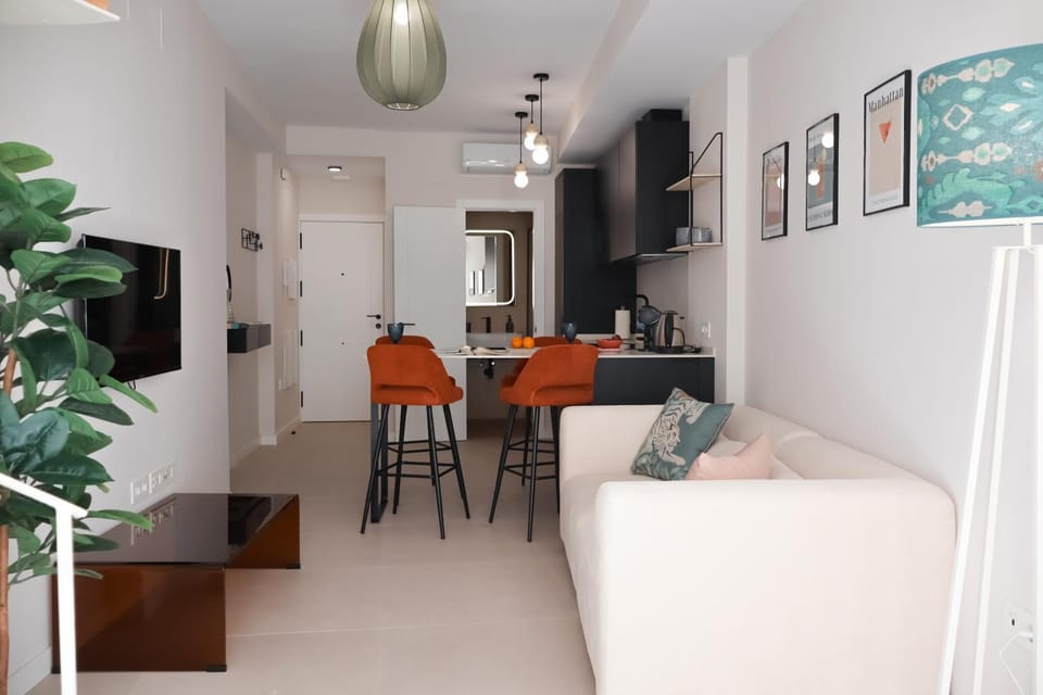 Kitchen or kitchenette, Living room, Dining area