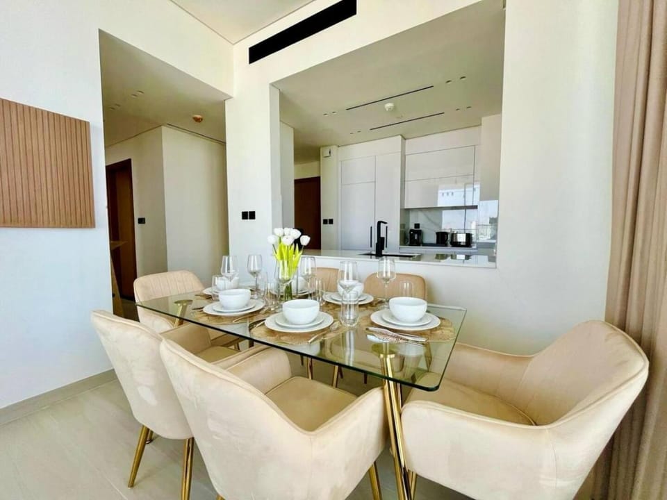 Luxury 2br Private Pool & Balcony Jvc Apartment in Dubai