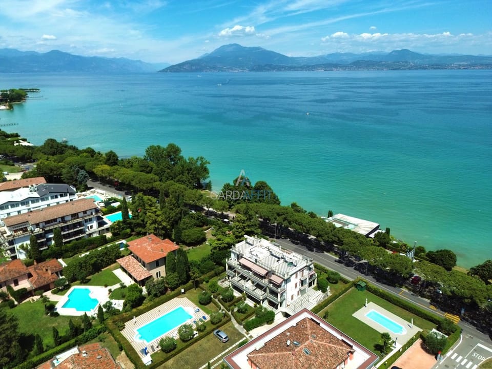 Natural landscape, Bird's eye view, Lake view