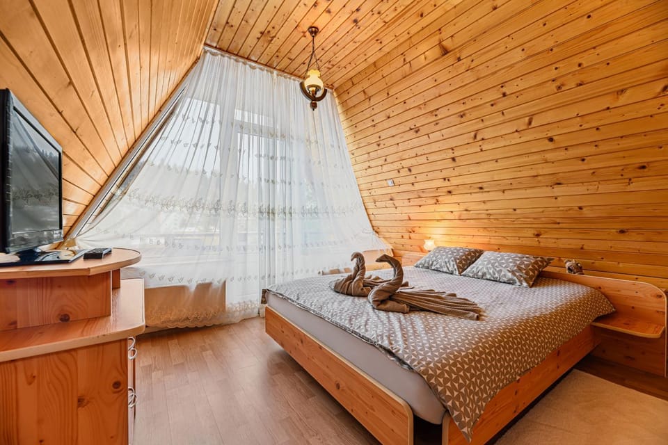 FLH - Emprin House House in Prahova, Romania