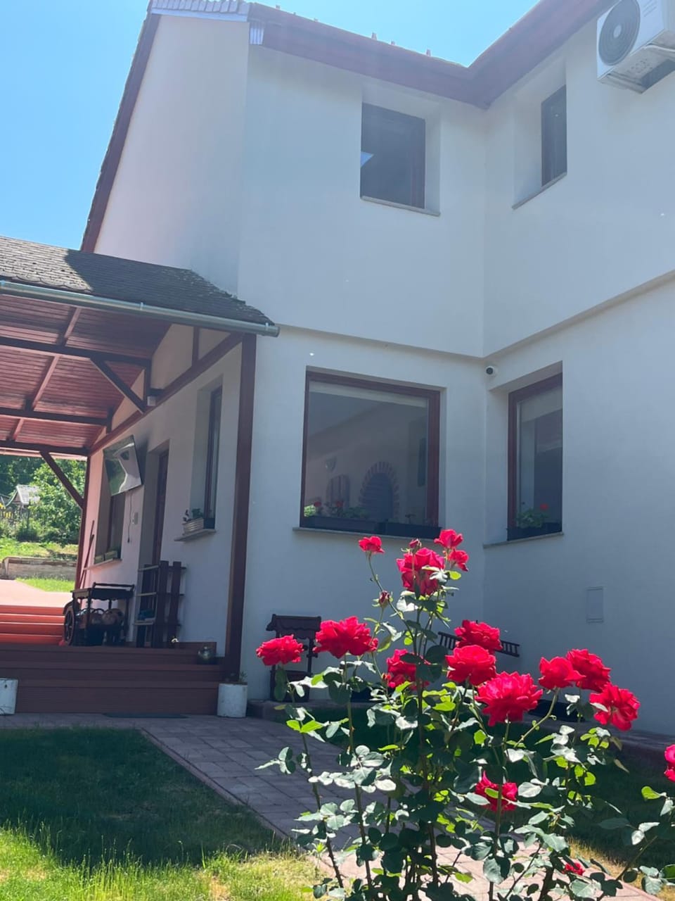 Property building, Spring, Garden